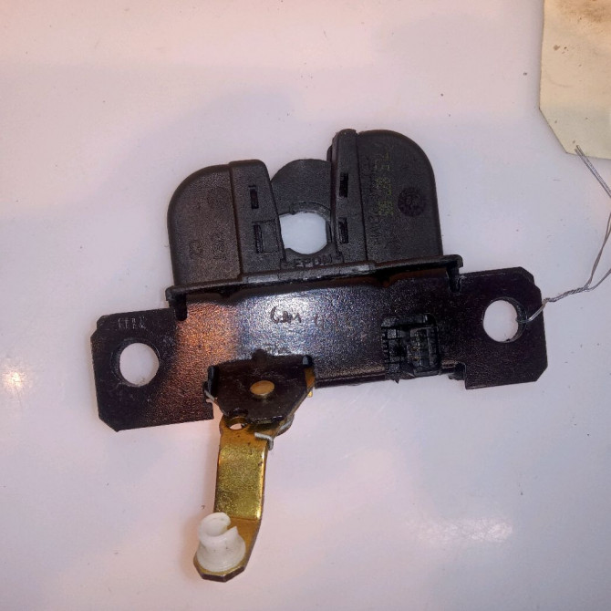 Serrure hayon occasion PORSCHE CAYENNE I 871945 2