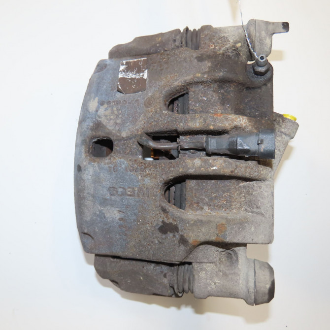 Etrier de frein avant gauche occasion  504354333 4