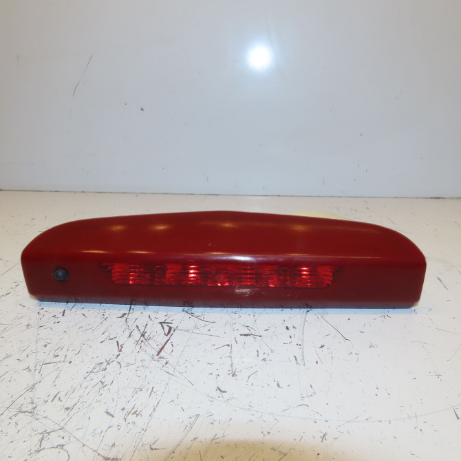 Feux stop supplementaire occasion OPEL CORSA IV Phase 2 01-2011->03-2015 1.0i 65ch 13186347 1