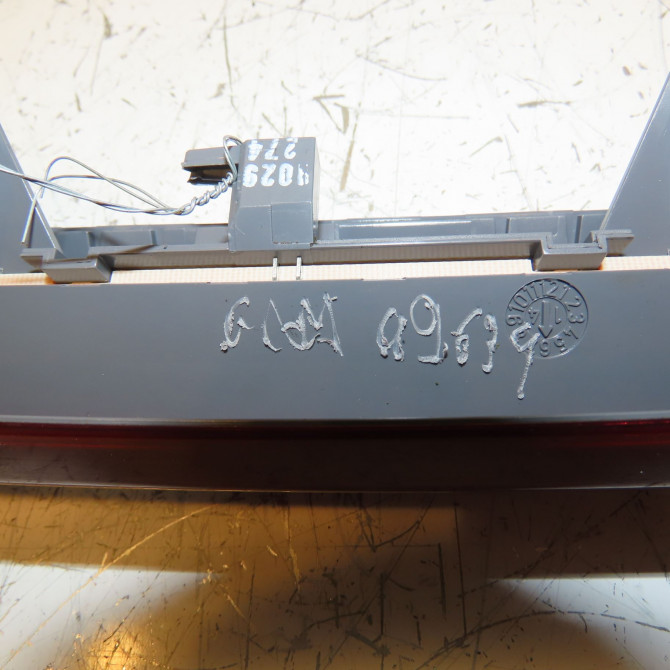 Feux stop supplementaire occasion OPEL CORSA IV Phase 2 01-2011->03-2015 1.0i 65ch 13186347 4