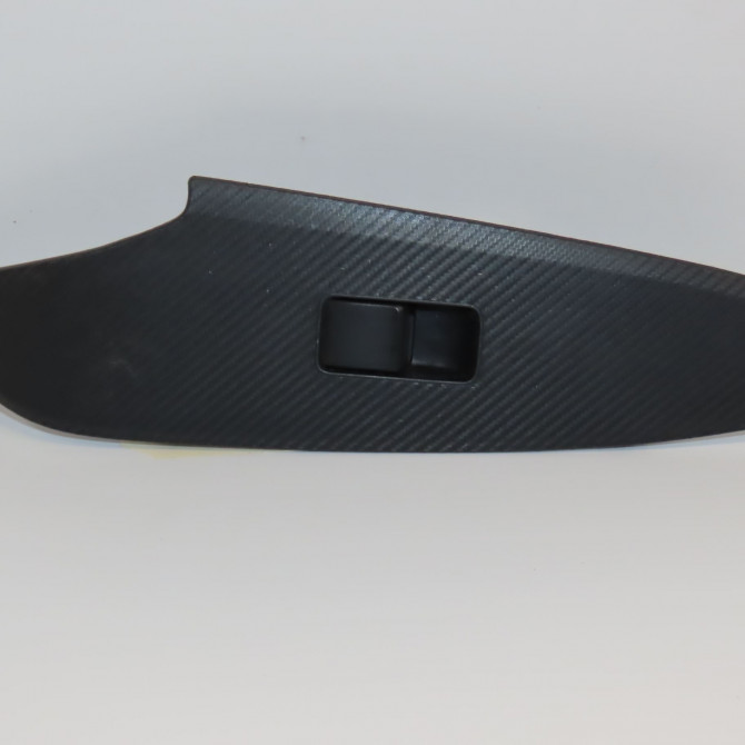 Commande leve-glace porte arrière droite occasion MAZDA 3 III phase 1 09-2013->... KD3566370A 1