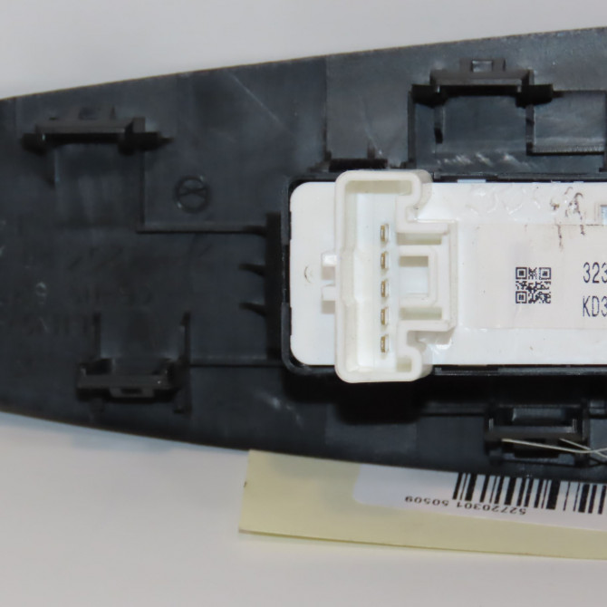 Commande leve-glace porte arrière droite occasion MAZDA 3 III phase 1 09-2013->... KD3566370A 3