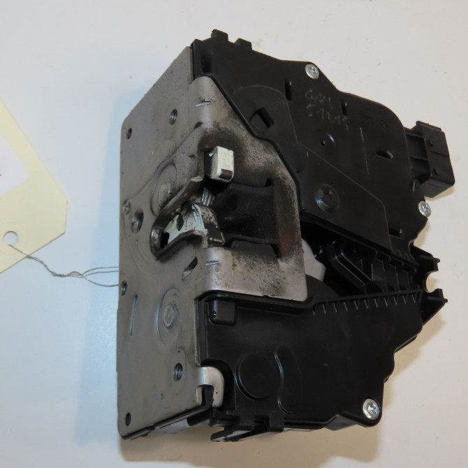 Serrure porte avg occasion  13431841 1