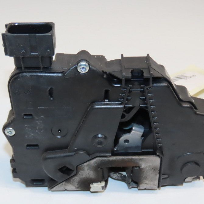 Serrure porte avg occasion  13431841 3