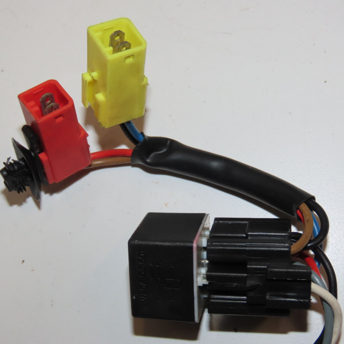 Moteur essuie-glace arrière occasion PEUGEOT 106 Phase 1 09-1991->04-1996 1.4i 640587 3