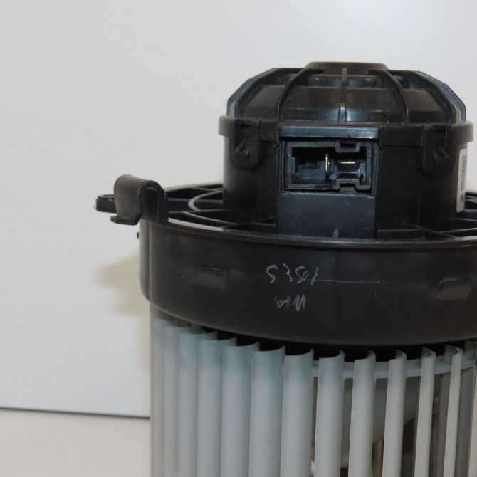 Ventilateur de chauffage occasion  272106230R 3