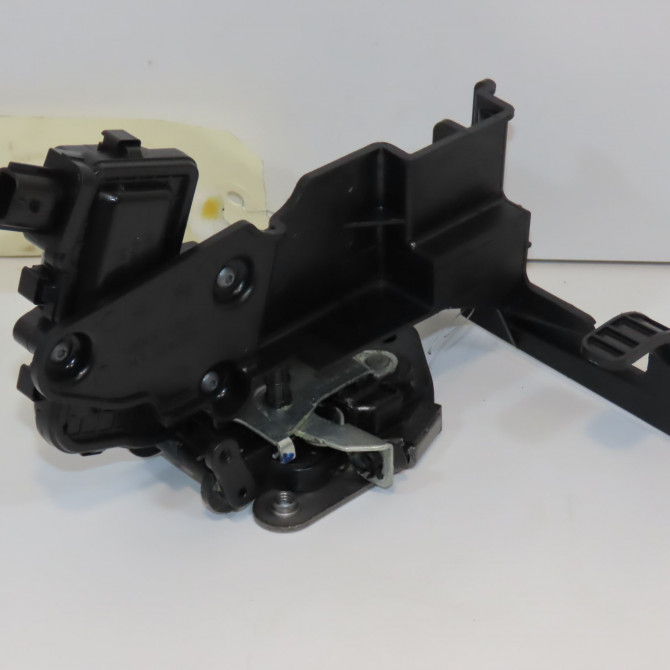 Serrure porte avg occasion  805036339R 1