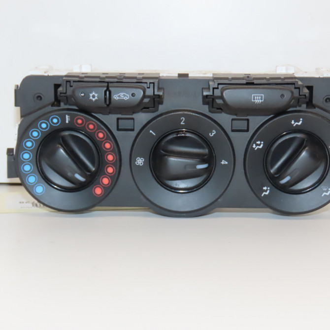 Commande de chauffage occasion  39021463 1