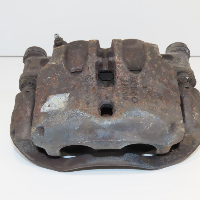 Etrier de frein avant gauche occasion IVECO DAILY IV phase 1 04-2006->04-2009 2.2 D 115ch 504354333 1