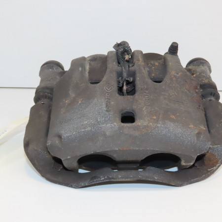 Etrier de frein avant gauche occasion NISSAN CABSTAR