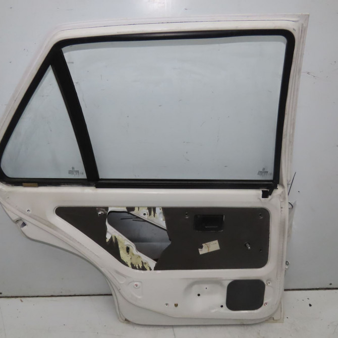 Porte arrière gauche occasion PEUGEOT 106 Phase 1 09-1991->04-1996 1.5D 900670 2