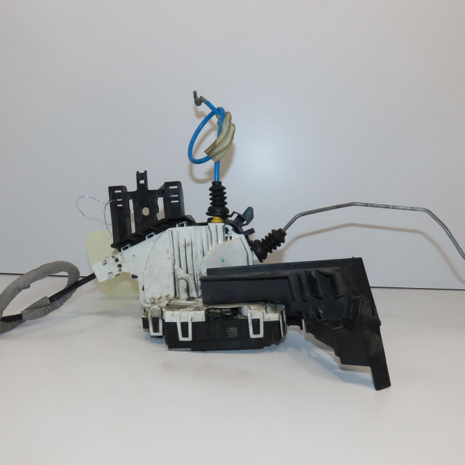 Serrure porte avg occasion MERCEDES CLASSE B II Phase 1 09-2011->12-2014 1667200135 1