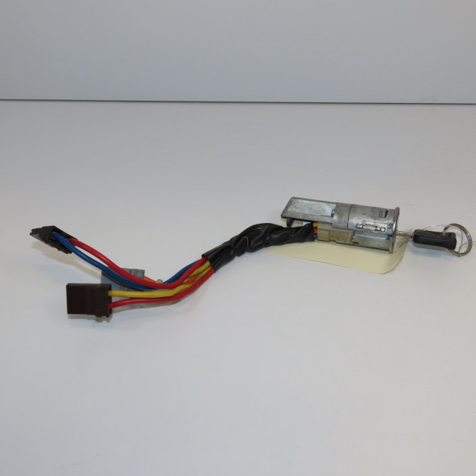 Antivol de direction occasion PEUGEOT 106 Phase 1 09-1991->04-1996 1.5D 416293 1