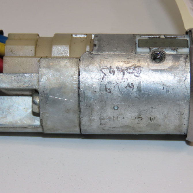 Antivol de direction occasion PEUGEOT 106 Phase 1 09-1991->04-1996 1.5D 416293 3