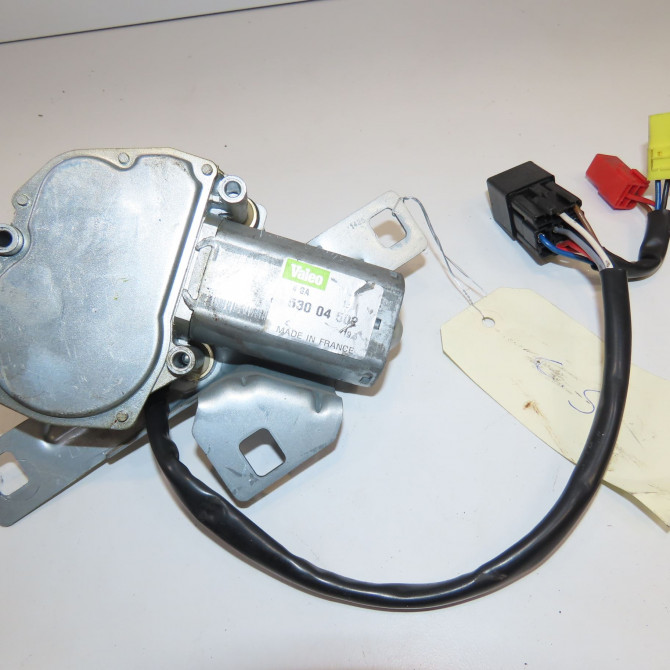 Moteur essuie-glace arrière occasion PEUGEOT 106 Phase 1 09-1991->04-1996 1.1i 640587 1