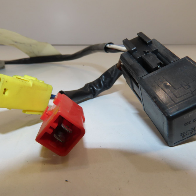 Moteur essuie-glace arrière occasion PEUGEOT 106 Phase 1 09-1991->04-1996 1.1i 640587 3