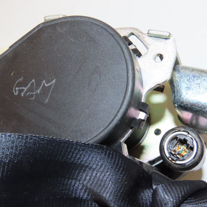 Ceinture avant gauche occasion RENAULT MEGANE III Phase 1 11-2008->01-2012 1.6i 16v 110ch 868856411R 4