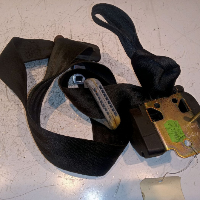 Ceinture arrière droite occasion RENAULT TWINGO I Phase 3 08-2000->06-2007 1.2i 8v 60ch 8200065319 2