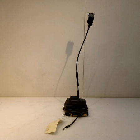 Serrure porte ard occasion RENAULT LAGUNA II Phase 2 03-2005->09-2007 1.9 DCI 110ch 8200009153