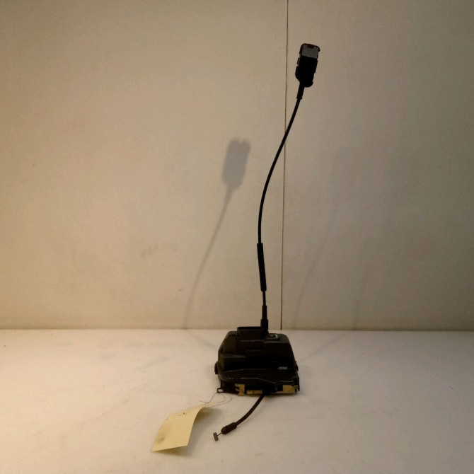 Serrure porte ard occasion RENAULT LAGUNA II Phase 2 03-2005->09-2007 1.9 DCI 110ch 8200009153 1