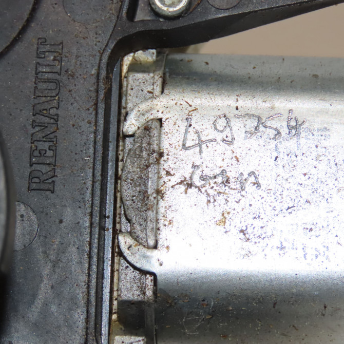 Moteur essuie-glace arrière occasion  8200001893 4