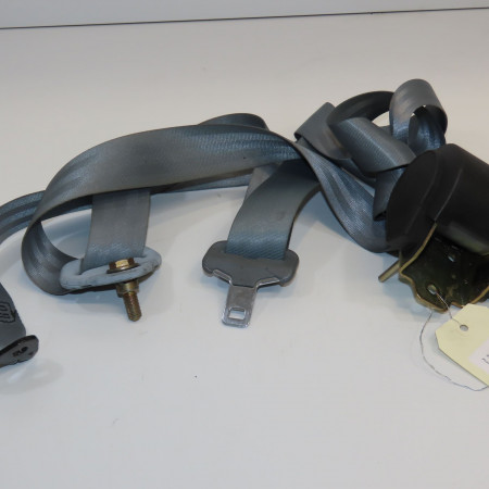 Ceinture arrière droite occasion RENAULT TWINGO I Phase 3 08-2000->06-2007 1.2i 8v 60ch 8200065319