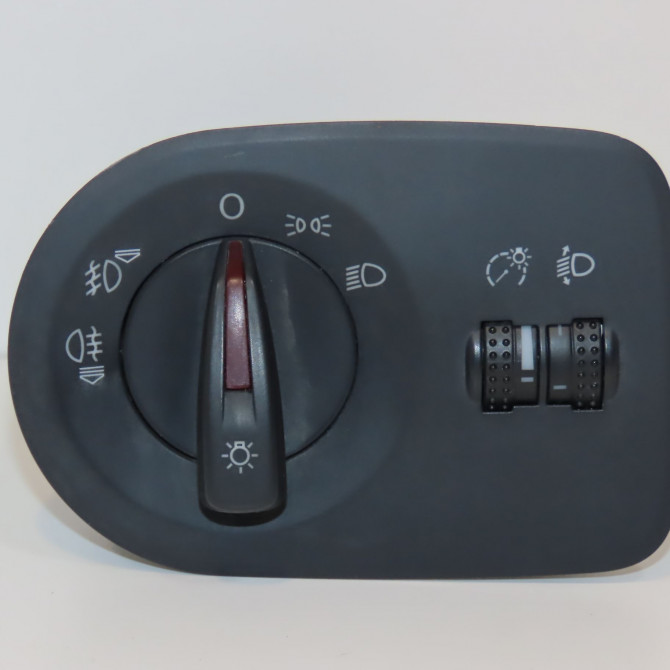 Interrupteur commande de phares occasion SEAT IBIZA IV Phase 1 05-2008->01-2012 1.9 TDI 105ch 6J1941531ALAT7 1