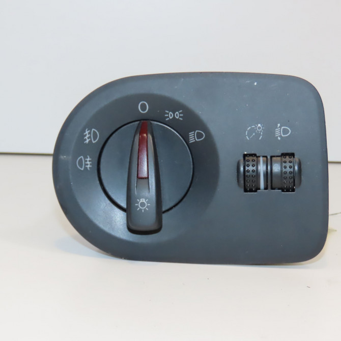 Interrupteur commande de phares occasion SEAT IBIZA IV Phase 1 05-2008->01-2012 1.4 TDI 80ch 6J1941531ALAT7 1