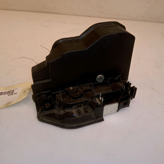 Serrure porte ard occasion B.M.W. SERIE 1 II Phase 1 08-2011->06-2015 51227229460 1