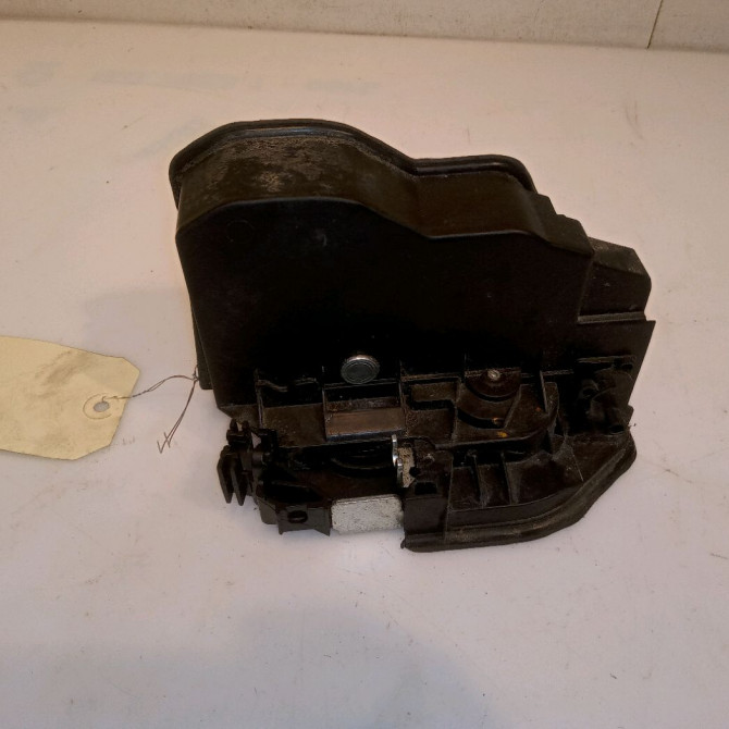 Serrure porte arg occasion B.M.W. SERIE 1 II Phase 1 08-2011->06-2015 51227229459 1