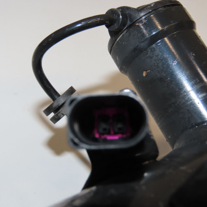 Amortisseur arrière droit occasion AUDI A6 III Phase 1 05-2004->10-2008 3.0 V6 233ch 4F0616032M 4