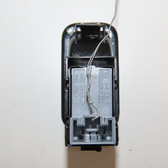 Commande leve-glace porte arrière droite occasion VOLKSWAGEN POLO V Phase 2 02-2014->... 1.2i 90ch 6C0959855WHS 2