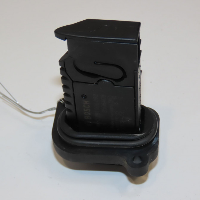 Debimetre air occasion B.M.W. SERIE 1 II Phase 1 08-2011->06-2015 116D 116ch 2