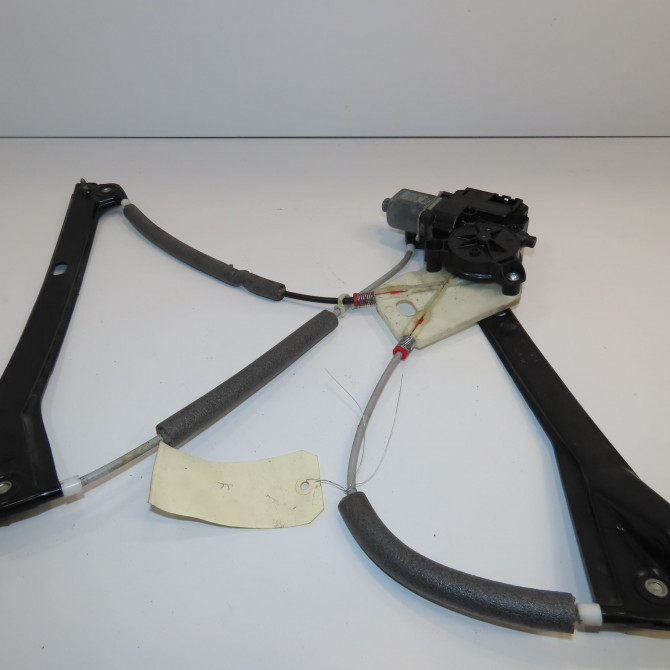 Mecanisme+moteur leve-glace avg occasion VOLKSWAGEN POLO V POLO V Phase 1 2009-09-01->2014-05-31 1.6 TDI 90ch 6R4837461N 2