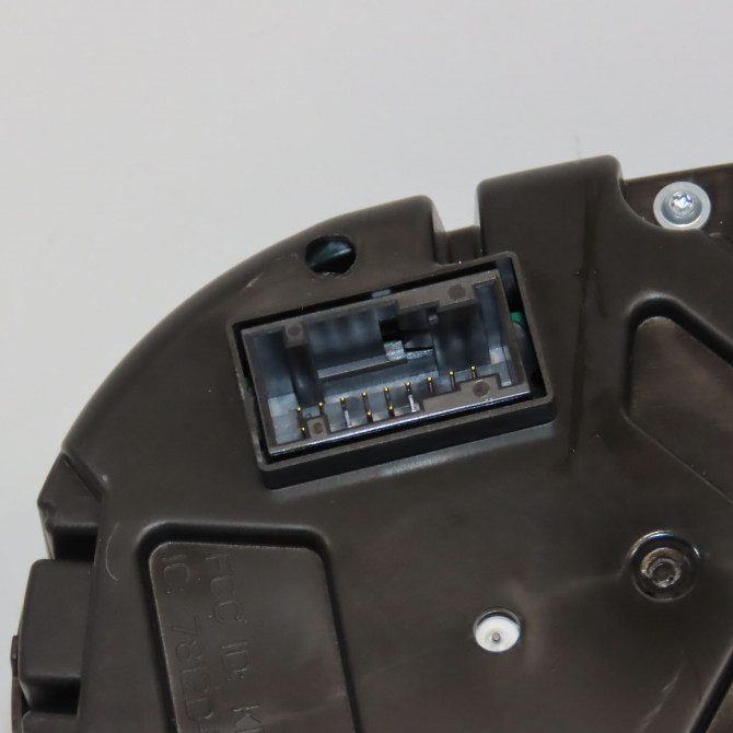 Compteur occasion VOLKSWAGEN POLO V Phase 2 02-2014->... 1.2i 90ch 6C0920730A 3