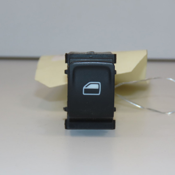 Commande leve-glace porte arrière droite occasion VOLKSWAGEN POLO V Phase 2 02-2014->... 1.2i 90ch 6C0959855WHS 1