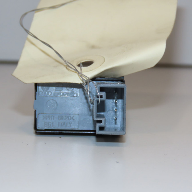 Commande leve-glace porte arrière droite occasion VOLKSWAGEN POLO V Phase 2 02-2014->... 1.2i 90ch 6C0959855WHS 2