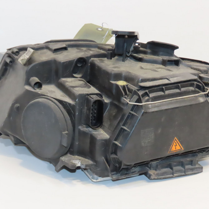 Phare droit occasion  8T0941030AN 2