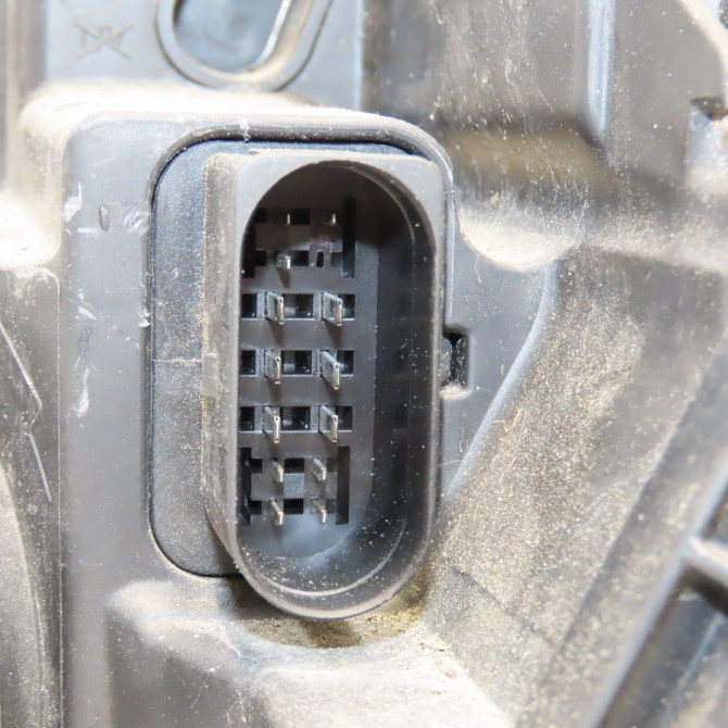 Phare droit occasion  8T0941030AN 3