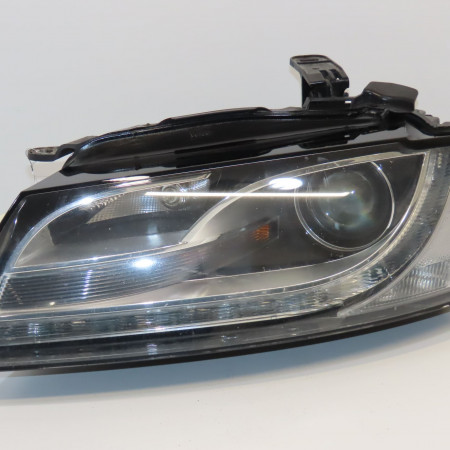 <span class="tt">Phare gauche occasion  </span><span class="designation"> </span>