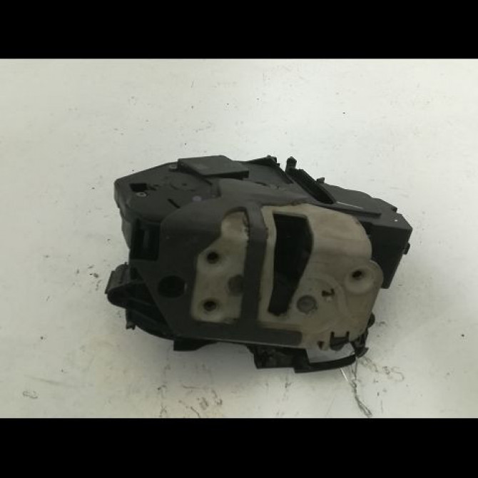 Serrure porte avg occasion FORD FIESTA VI Phase 2 11-2012->... 1.5 TDCI 75ch 2055304 1