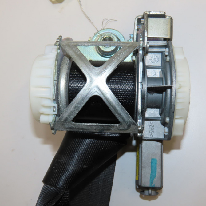 Ceinture avant droite occasion CITROEN DS3 Phase 1 11-2009->03-2014 1.4 VTi 16v 95ch 96771573XX 2