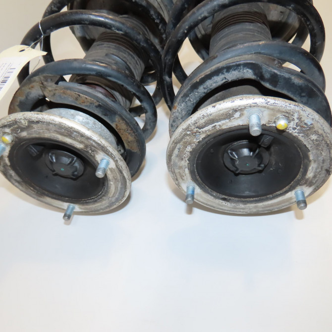 Amortisseur avant droit occasion B.M.W. X3 I Phase 1 01-2004->08-2006 2.0d 31313453522 2