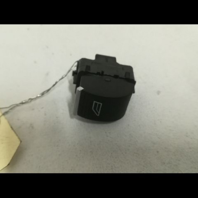 Commande lève-glace porte avant droite occasion FORD FIESTA VI Phase 2 11-2012->... 1.5 TDCI 75ch 1