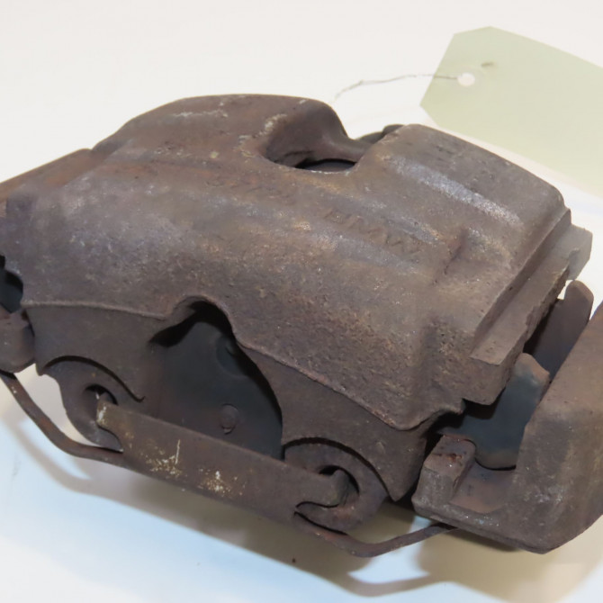 Etrier de frein avant gauche occasion B.M.W. X3 I Phase 2 08-2006->08-2010 3.0 D 218ch 34116765881 1