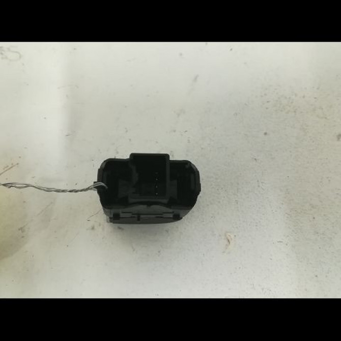 Commande lève-glace porte avant droite occasion FORD FIESTA VI Phase 2 11-2012->... 1.5 TDCI 75ch 2