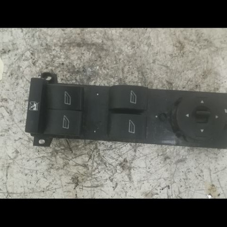 Commande lève-glace porte avant gauche occasion FORD FOCUS II Phase 1 09-2004->12-2007 1.8 TDCI 115ch 1507919