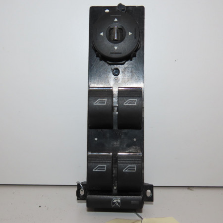 Commande lève-glace porte avant gauche occasion FORD FOCUS II Phase 1 04-1995->04-1999 1.8 TDCI 115ch 1507919