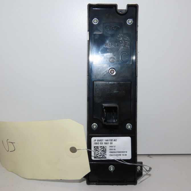 Commande lève-glace porte avant gauche occasion FORD FOCUS II Phase 1 04-1995->04-1999 1.8 TDCI 115ch 1507919 2