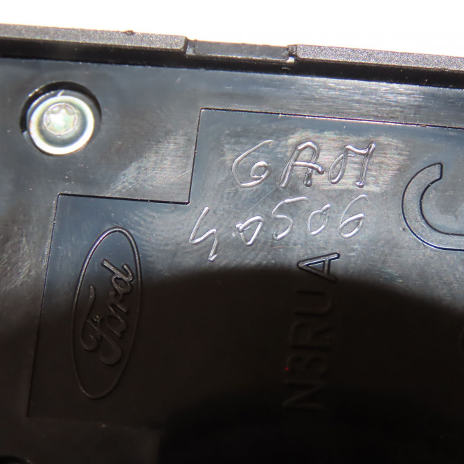 Commande lève-glace porte avant gauche occasion FORD FOCUS II Phase 1 04-1995->04-1999 1.8 TDCI 115ch 1507919 5